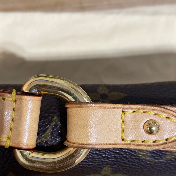 Louis Vuitton Tikal PM Shoulder Bag - Picture 12 of 16